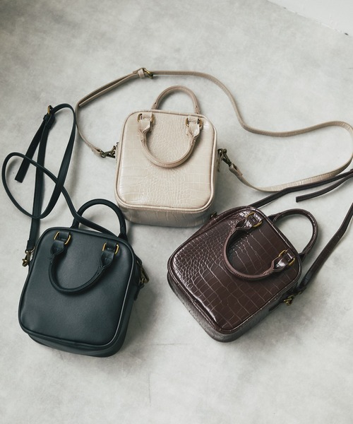 deux amour(ドゥーザムール)の「スクエアショルダーバック(ショルダーバッグ・レディース・ブラック/グレー/ブラウン・FREE)」の22枚目の写真