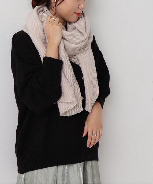 frames RAY CASSIN（フレームスレイカズン）の「斜プリーツストール（ストール/ショール・レディース・キナリ/ライトパープル/キャメル/ブルー・FREE）」の2枚目の写真