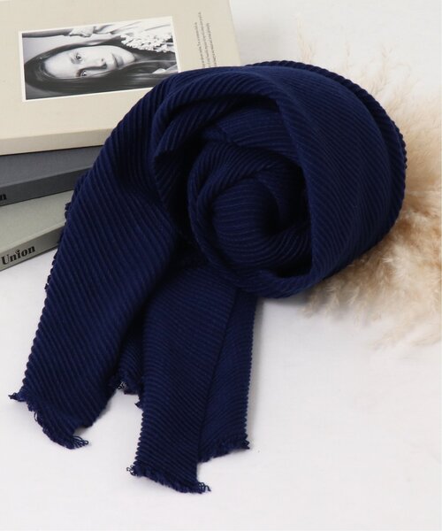 frames RAY CASSIN（フレームスレイカズン）の「斜プリーツストール（ストール/ショール・レディース・キナリ/ライトパープル/キャメル/ブルー・FREE）」の10枚目の写真