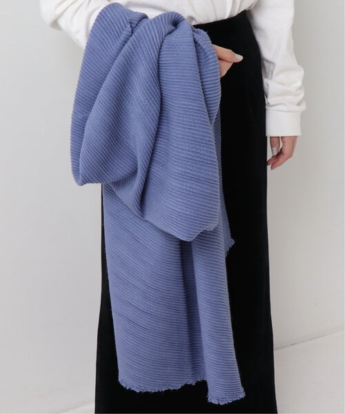 frames RAY CASSIN（フレームスレイカズン）の「斜プリーツストール（ストール/ショール・レディース・キナリ/ライトパープル/キャメル/ブルー・FREE）」の11枚目の写真