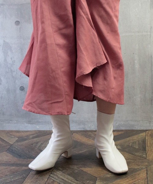 sesenta（セセンタ）の「【sesenta】ストレッチバックファスナーショートブーツ（ブーツ・レディース・ブラック/アイボリー/グリーン/ライトブラウン・S/M/L/LL）」の6枚目の写真