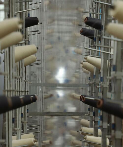 BEAUTY&YOUTH UNITED ARROWS（ビューティーアンドユースユナイテッドアローズ）の「BY カネマサメリヤス ピーチスキン 36G スウェット（スウェット・メンズ・ライトグレー/ダークグレー/ケリー・S/M/L/XL）」の17枚目の写真