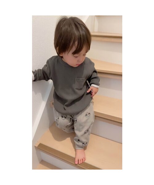 BREEZE（ブリーズ）の「WEB限定  ワッフルロゴTシャツ（Tシャツ/カットソー・キッズ・ベージュ/アイボリー/チャコール・110/120/90/80/100/70/130）」の4枚目の写真