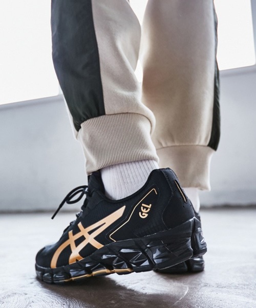ASICS（アシックス）の「GEL-QUANTUM 360 6 (ゲルクォンタム 360 6)（スニーカー・メンズ・ブラック×ゴールド/ホワイト×ゴールド・27/26/29/26.5/28/28.5/27.5/25.5）」の5枚目の写真