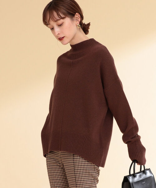 Ray BEAMS（レイビームス）の「Ray BEAMS / センターシーム ハイネック ニット（ニット/セーター・レディース・ダークブラウン/サックスブルー/オフホワイト・ONE SIZE）」の9枚目の写真