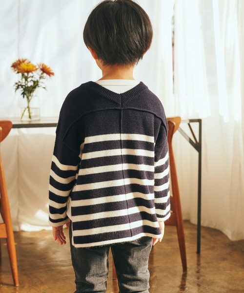 ＆yam（アンドヤム）の「チクチクしない！前後2wayもちもちニットプルオーバー【親子お揃い/リンクコーデ】（ニット/セーター・キッズ・ブラック/ベージュ/グリーン/ホワイト/グレー/ブルー・150-160cm/120-130cm/130-140cm/140-150cm/110-120cm）」の9枚目の写真