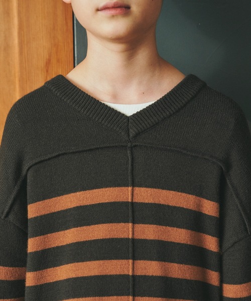 ＆yam（アンドヤム）の「チクチクしない！前後2wayもちもちニットプルオーバー【親子お揃い/リンクコーデ】（ニット/セーター・キッズ・ブラック/ベージュ/グリーン/ホワイト/グレー/ブルー・150-160cm/120-130cm/130-140cm/140-150cm/110-120cm）」の20枚目の写真