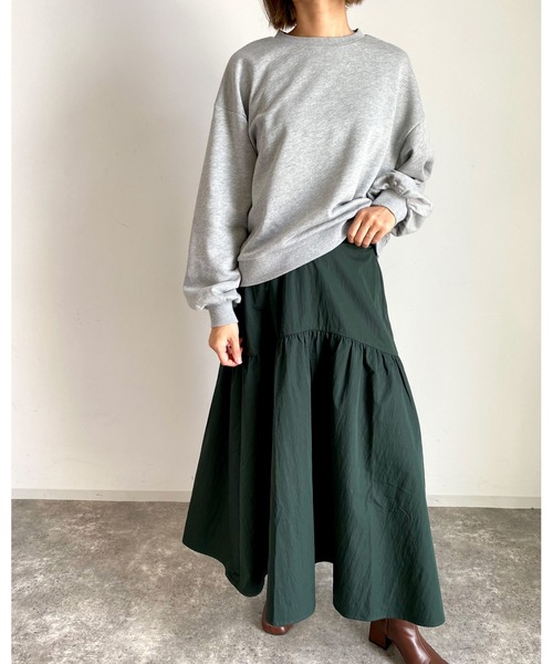 MLI'A（エムリア）の「ナイロンギャザーロング／スカート（スカート・レディース・グリーン/ボルドー/ブラック/ベージュ・FREE）」の10枚目の写真