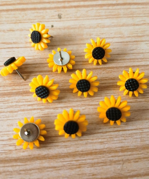 yururira（ユルリラ）の「ひまわり画鋲 20個入り（ステーショナリー・レディース・その他・FREE）」の5枚目の写真