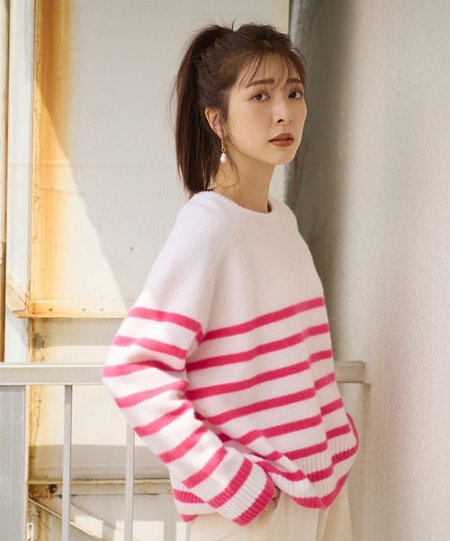 RIVE DROITE(リヴドロワ)の「定番のボーダートップスも新鮮に パネルボーダーニット(ニット/セーター・レディース・オフホワイト/ブラック・FREE)」の3枚目の写真