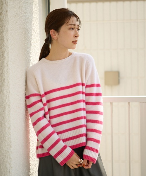 RIVE DROITE(リヴドロワ)の「定番のボーダートップスも新鮮に パネルボーダーニット(ニット/セーター・レディース・オフホワイト/ブラック・FREE)」の8枚目の写真