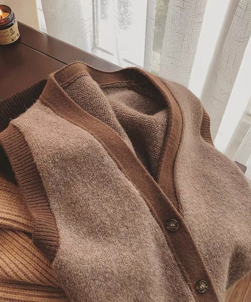 SMILE ORCHID(スマイルオーキッド)の「前開きバイカラーニットベスト(ベスト・レディース・ブラック/ブラウン・FREE)」の8枚目の写真