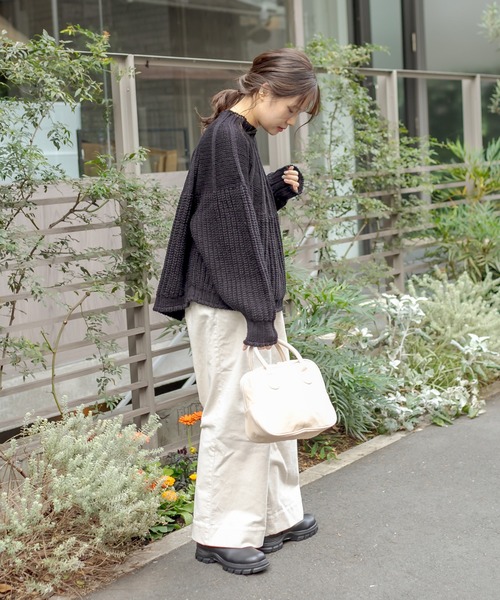 PUAL CE CIN（ピュアルセシン）の「アーチ編みニットプルオーバー（ニット/セーター・レディース・アイボリー/ブラック/ブラウン系その他/グレイッシュベージュ・FREE）」の13枚目の写真