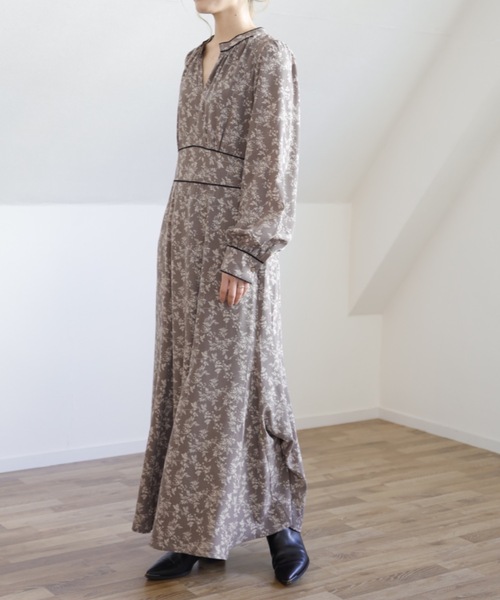 UNFIELD（アンフィールド）の「【UNFIELD パイピング花柄ワンピース】（ワンピース・レディース・ブラック/グレー・FREE）」の6枚目の写真