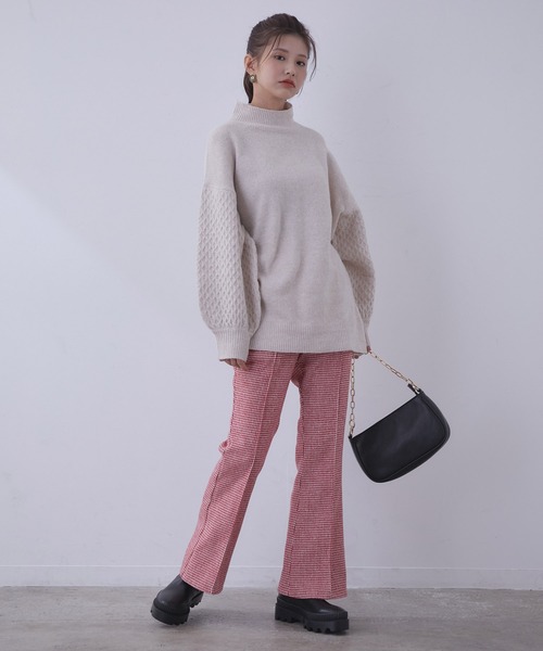 vis-`a-vis(ビサビ)の「【WEB限定】裏地付きで暖か千鳥柄フレアパンツ(スラックス・レディース・ブラック/レッド・M/S)」の19枚目の写真