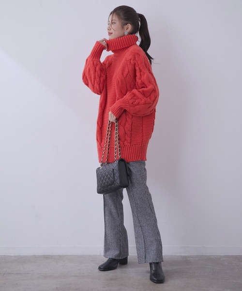 vis-`a-vis(ビサビ)の「【WEB限定】裏地付きで暖か千鳥柄フレアパンツ(スラックス・レディース・ブラック/レッド・M/S)」の4枚目の写真