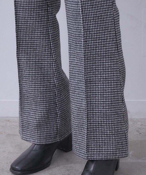 vis-`a-vis(ビサビ)の「【WEB限定】裏地付きで暖か千鳥柄フレアパンツ(スラックス・レディース・ブラック/レッド・M/S)」の12枚目の写真
