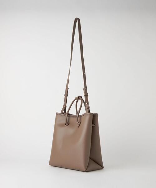 green label relaxing（グリーンレーベルリラクシング）の「MTHV BOX 2WAY バッグ（ショルダーバッグ・レディース・ブラック/モカ/ライトピンク/クリーム/ライトブルー・FREE）」の17枚目の写真