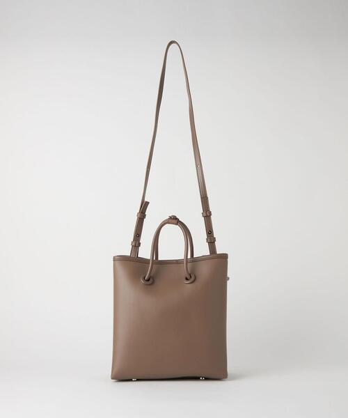 green label relaxing（グリーンレーベルリラクシング）の「MTHV BOX 2WAY バッグ（ショルダーバッグ・レディース・ブラック/モカ/ライトピンク/クリーム/ライトブルー・FREE）」の6枚目の写真