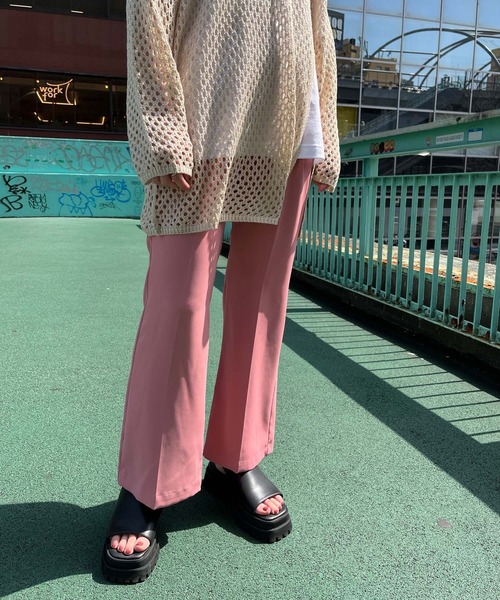 JUGLANS(ユグランス)の「☆ 【CHIGNON】センタープレスフレアパンツ 3121-041(その他パンツ・レディース・ピンク/グリーン・FREE)」の2枚目の写真