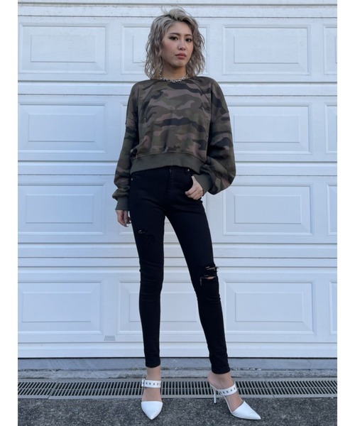 EGOIST(エゴイスト)の「バックツイストスウェットトップス(スウェット・レディース・ブラック/オレンジ/マルチ・FREE)」の4枚目の写真