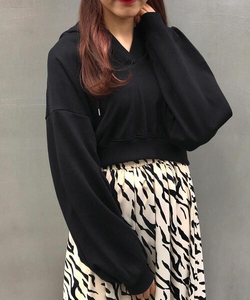 INGNI(イング)の「キーネックスウェット/パーカー(Tシャツ/カットソー・レディース・ブラック/オフホワイト/ピンク/オレンジ/グリーン/オートミール・M)」の12枚目の写真