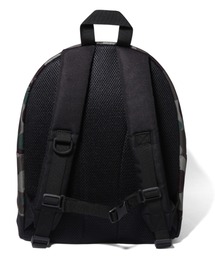 A BATHING APE（アベイシングエイプ）の「1ST CAMO SHARK DAYPACK K