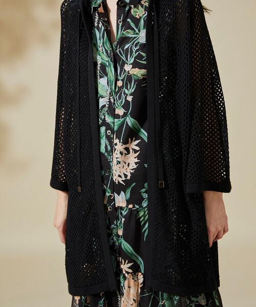 GRACE CLASS(グレースクラス)の「メッシュニットパーカー(パーカー・レディース・ホワイト/ブラック・36)」の5枚目の写真