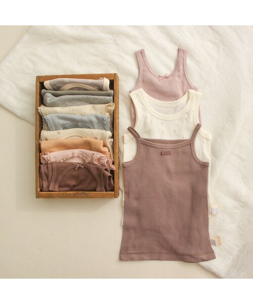 apres les cours（アプレレクール）の「深あきインナーキャミソール（インナーウェア/肌着・キッズ・クリーム/カーキ/ブラック/ピンク/ベージュ/グレー・100/130/110/80/120/90）」の7枚目の写真