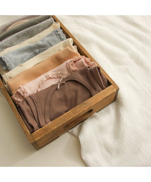 apres les cours（アプレレクール）の「深あきインナーキャミソール（インナーウェア/肌着・キッズ・クリーム/カーキ/ブラック/ピンク/ベージュ/グレー・100/130/110/80/120/90）」の9枚目の写真