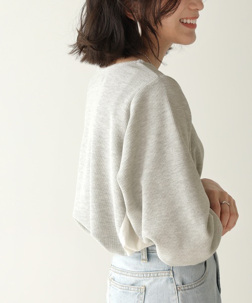 Bou Jeloud(ブージュルード)の「ワッフル異素材配色ドッキングプルオーバー(Tシャツ/カットソー・レディース・ネイビー/グレー/オフホワイト・FREE)」の7枚目の写真