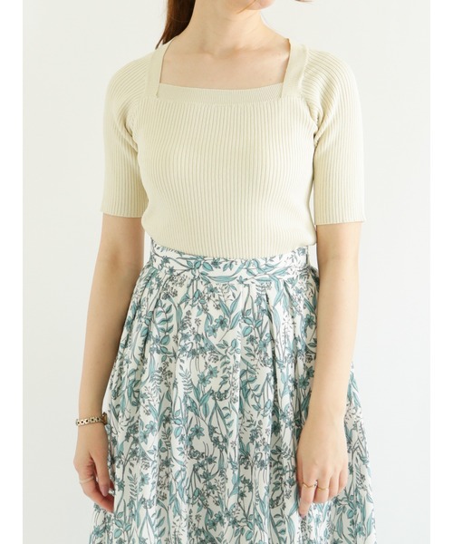 Te chichi（テチチ）の「スクエアネックリブニット（ニット/セーター・レディース・オフホワイト/ブルー/ブラック・ﾌﾘ-）」の2枚目の写真