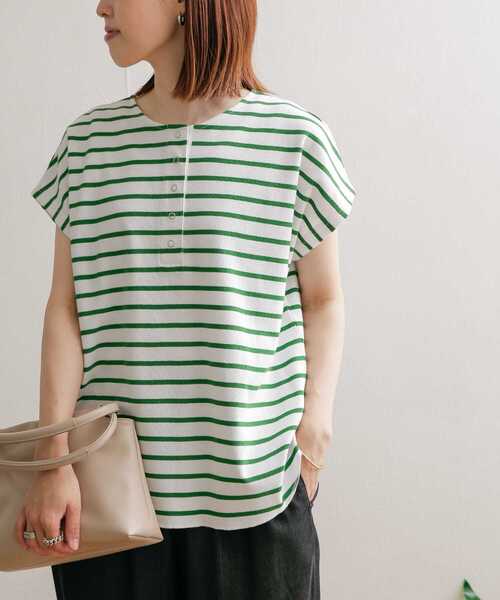 URBAN RESEARCH DOORS(アーバンリサーチドアーズ)の「2WAYスナップ釦畦ボーダーカットソー(Tシャツ/カットソー・レディース・ホワイト系その他/グリーン系その他/ブルー系その他・MEDIUM)」の11枚目の写真