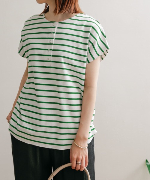 URBAN RESEARCH DOORS(アーバンリサーチドアーズ)の「2WAYスナップ釦畦ボーダーカットソー(Tシャツ/カットソー・レディース・ホワイト系その他/グリーン系その他/ブルー系その他・MEDIUM)」の12枚目の写真