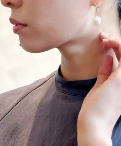 BEARDSLEY（ビアズリー）の「フレンチフックピアス（ピアス（両耳用）・レディース・ホワイト/ピンク・FREE）」の8枚目の写真