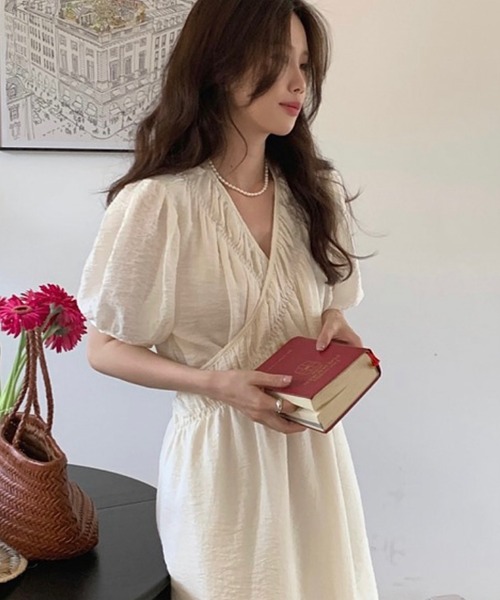 Cham.（チャム）の「カシュクールギャザーワンピース（ワンピース・レディース・アイボリー・F）」の10枚目の写真