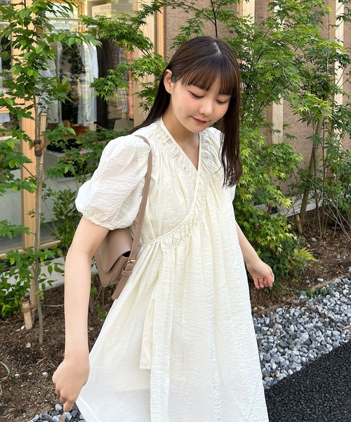 Cham.（チャム）の「カシュクールギャザーワンピース（ワンピース・レディース・アイボリー・F）」の19枚目の写真