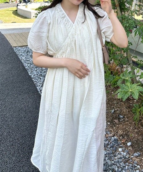 Cham.（チャム）の「カシュクールギャザーワンピース（ワンピース・レディース・アイボリー・F）」の21枚目の写真