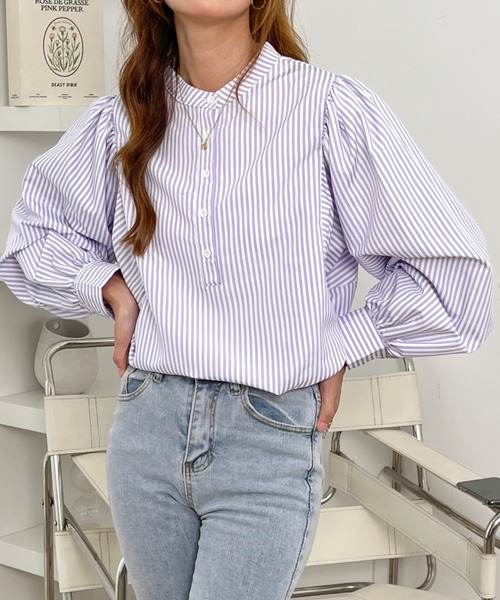 ECLIN(エクラン)の「スタンドカラーストライプ柄シャツブラウス(シャツ/ブラウス・レディース・ブラック/グリーン/ブルー/パープル・M/L)」の1枚目の写真