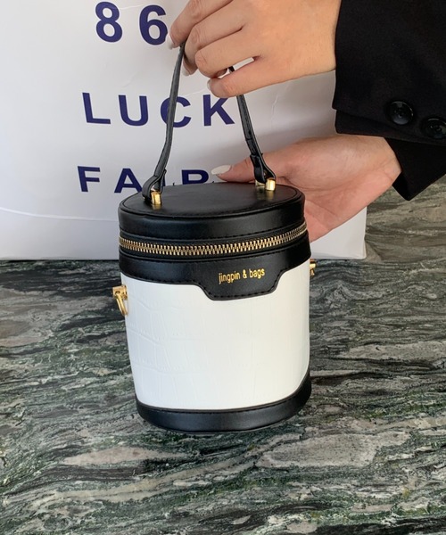 ECLIN（エクラン）の「2WAYバニティバッグ ショルダーバッグ（ショルダーバッグ・レディース・ブラック/ブラウン/ブラック系その他・FREE）」の3枚目の写真