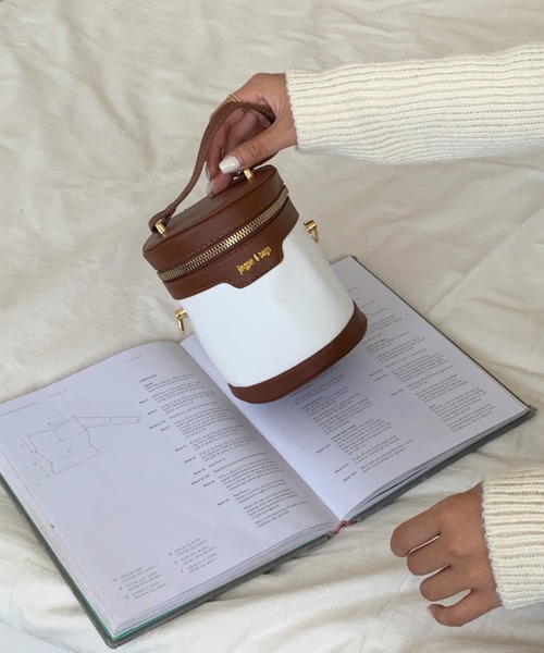 ECLIN（エクラン）の「2WAYバニティバッグ ショルダーバッグ（ショルダーバッグ・レディース・ブラック/ブラウン/ブラック系その他・FREE）」の12枚目の写真