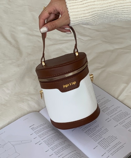 ECLIN（エクラン）の「2WAYバニティバッグ ショルダーバッグ（ショルダーバッグ・レディース・ブラック/ブラウン/ブラック系その他・FREE）」の13枚目の写真