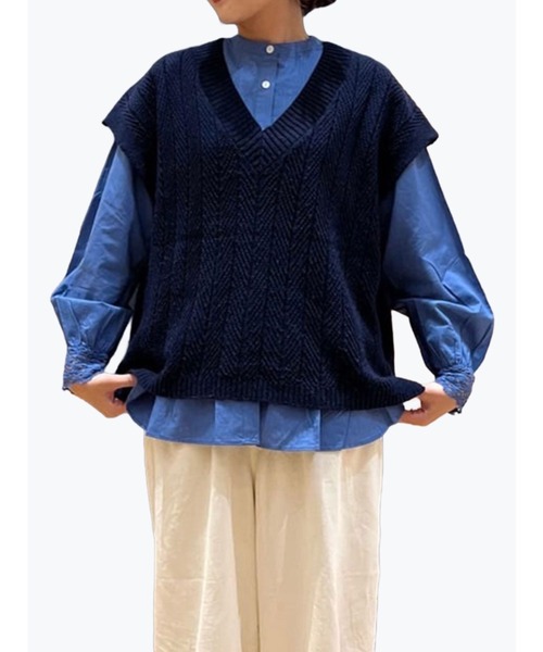 sm2rhythm（サマンサモスモスリズム）の「柄編みニットベスト（ベスト・レディース・ホワイト/ネイビー/グレー・ﾌﾘ-）」の3枚目の写真