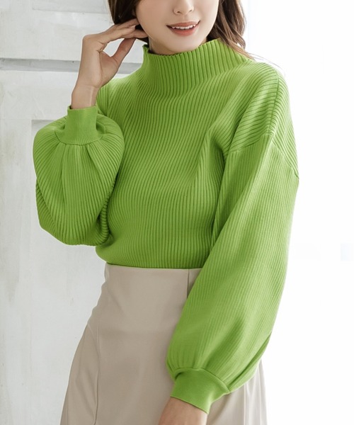 Julia Boutique(ジュリアブティック)の「パーソナルカラーボリュームスリーブニットトップス/22570(ニット/セーター・レディース・レッド/グリーン/キャメル/ライム/ラベンダー/ネイビー/パープル/マスタード/モカ/ブラック/アイボリー/サックスブルー・ONE)」の5枚目の写真