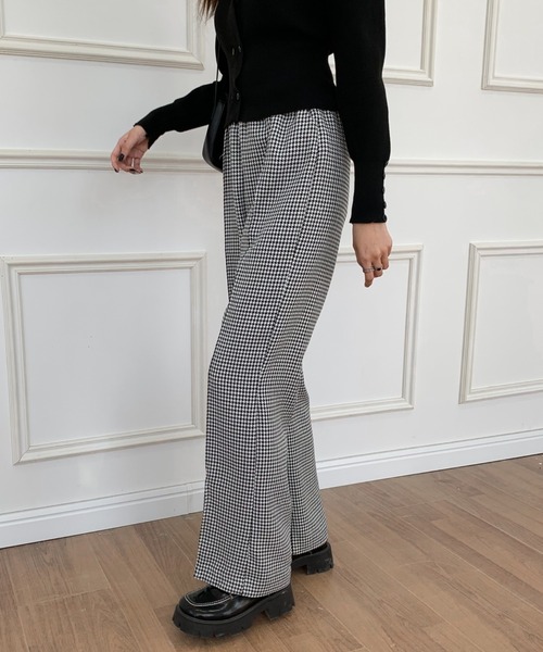 ECLIN（エクラン）の「センタースリット千鳥柄セミワイドパンツ（その他パンツ・レディース・ブラック/ブラウン・S/M/L）」の20枚目の写真