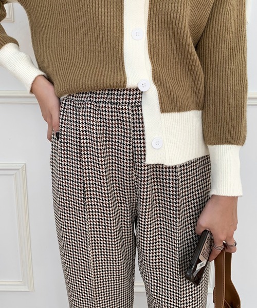 ECLIN（エクラン）の「センタースリット千鳥柄セミワイドパンツ（その他パンツ・レディース・ブラック/ブラウン・S/M/L）」の22枚目の写真