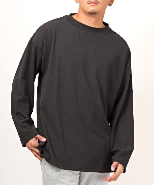 LUXSTYLE(ラグスタイル)の「カットジョーゼットワイドモックネックロンT(Tシャツ/カットソー・メンズ・ベージュ/チャコール/グレイッシュベージュ/ブラック・M/L)」の2枚目の写真