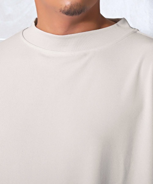 LUXSTYLE(ラグスタイル)の「カットジョーゼットワイドモックネックロンT(Tシャツ/カットソー・メンズ・ベージュ/チャコール/グレイッシュベージュ/ブラック・M/L)」の14枚目の写真