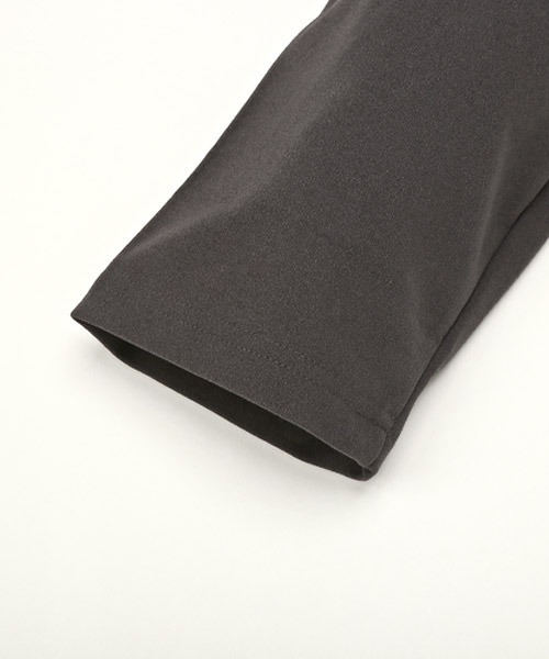 LUXSTYLE(ラグスタイル)の「カットジョーゼットワイドモックネックロンT(Tシャツ/カットソー・メンズ・ベージュ/チャコール/グレイッシュベージュ/ブラック・M/L)」の20枚目の写真