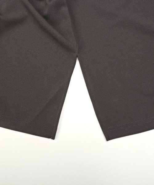 LUXSTYLE(ラグスタイル)の「カットジョーゼットワイドモックネックロンT(Tシャツ/カットソー・メンズ・ベージュ/チャコール/グレイッシュベージュ/ブラック・M/L)」の18枚目の写真
